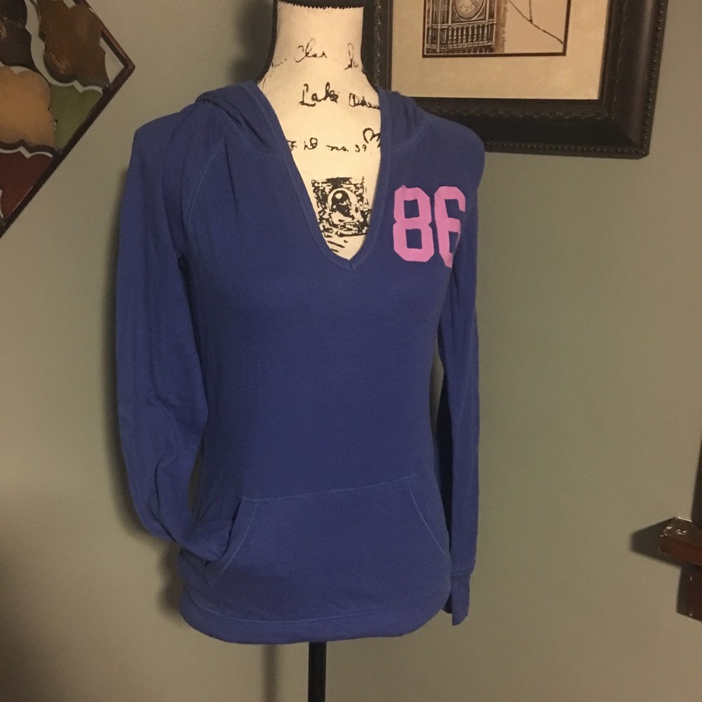 VS Pink long sleeve hoodie